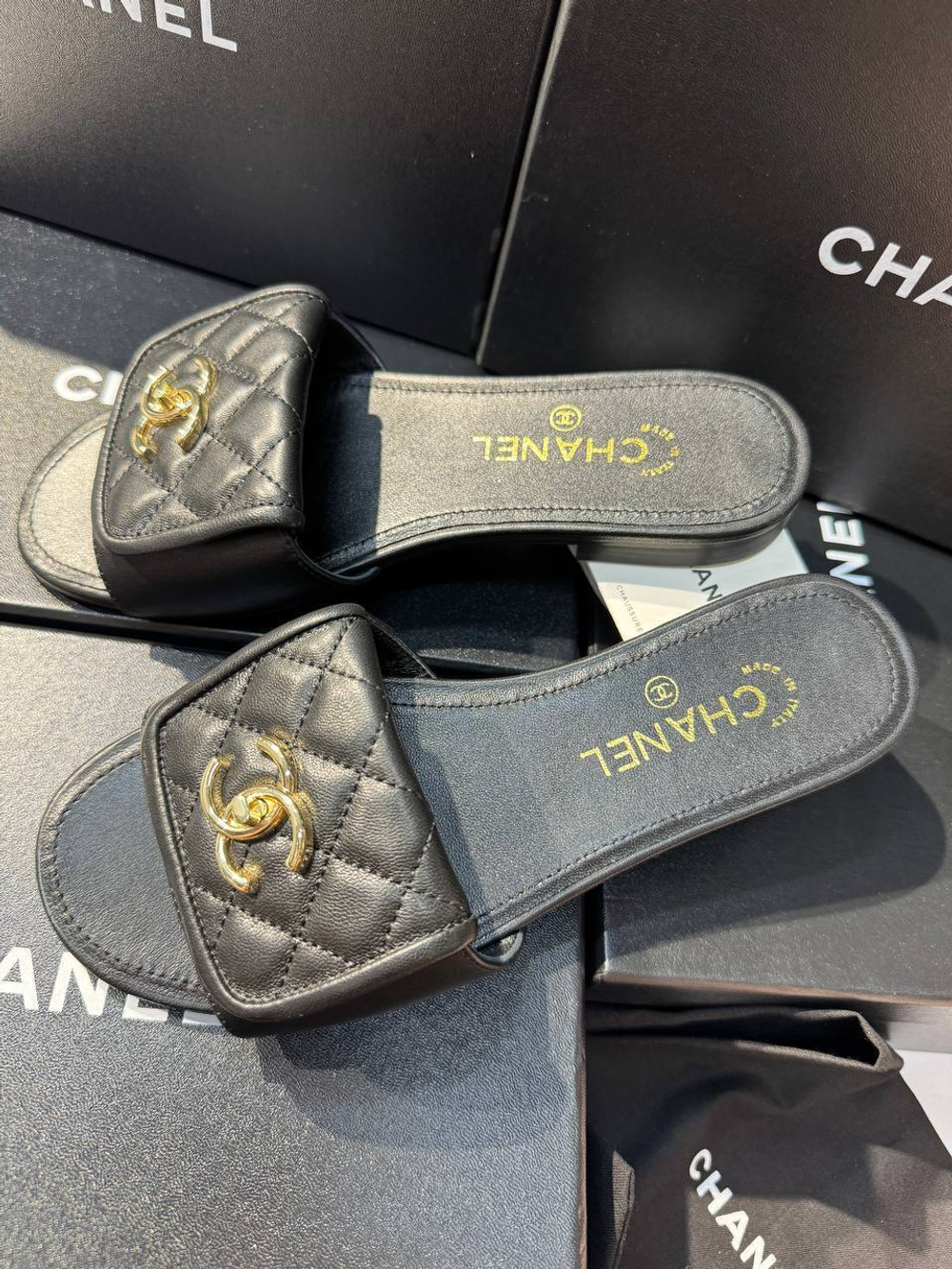 Шлепанцы CHANEL