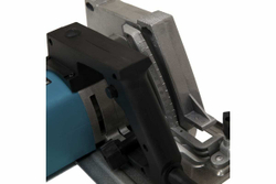 Электрическая циркулярная пила Oasis PC-210