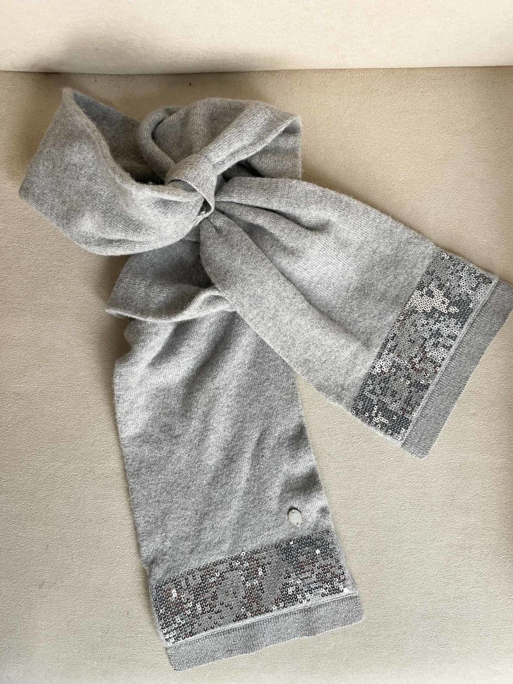 Шапка и шарф Dior, 98