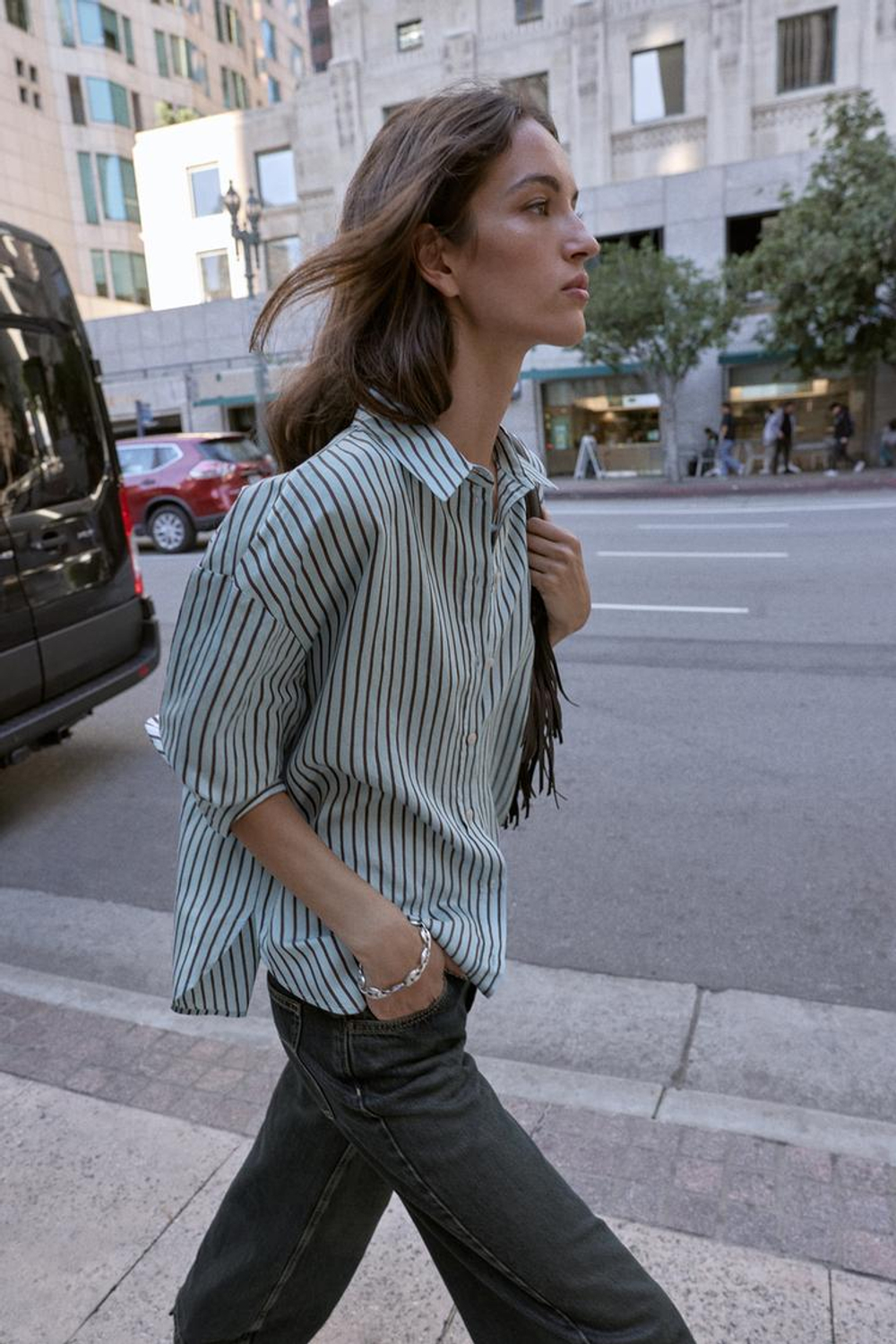 ZARA РУБАШКА ОВЕРСАЙЗ ИЗ ПОПЛИНА В ПОЛОСКУ, СИНИЙ/БЕЛЫЙ