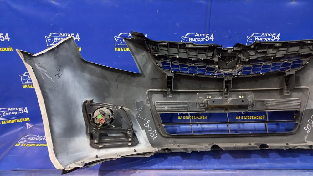 Бампер передний MAZDA MPV 2006-2007
