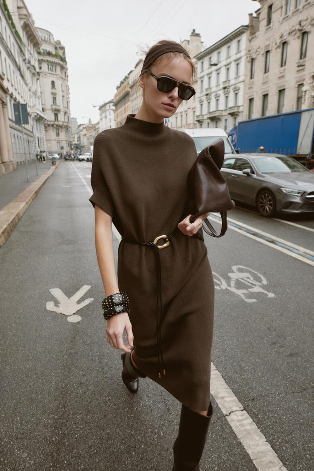 ZARA ТРИКОТАЖНОЕ ПЛАТЬЕ С РЕМНЕМ, СЕРО-КОРИЧНЕВЫЙ