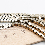 Гематит Стрелка бусины (имитация), цвет золотистый, размер около 3 мм, цена за отрезок 19 см (1/2 нити)