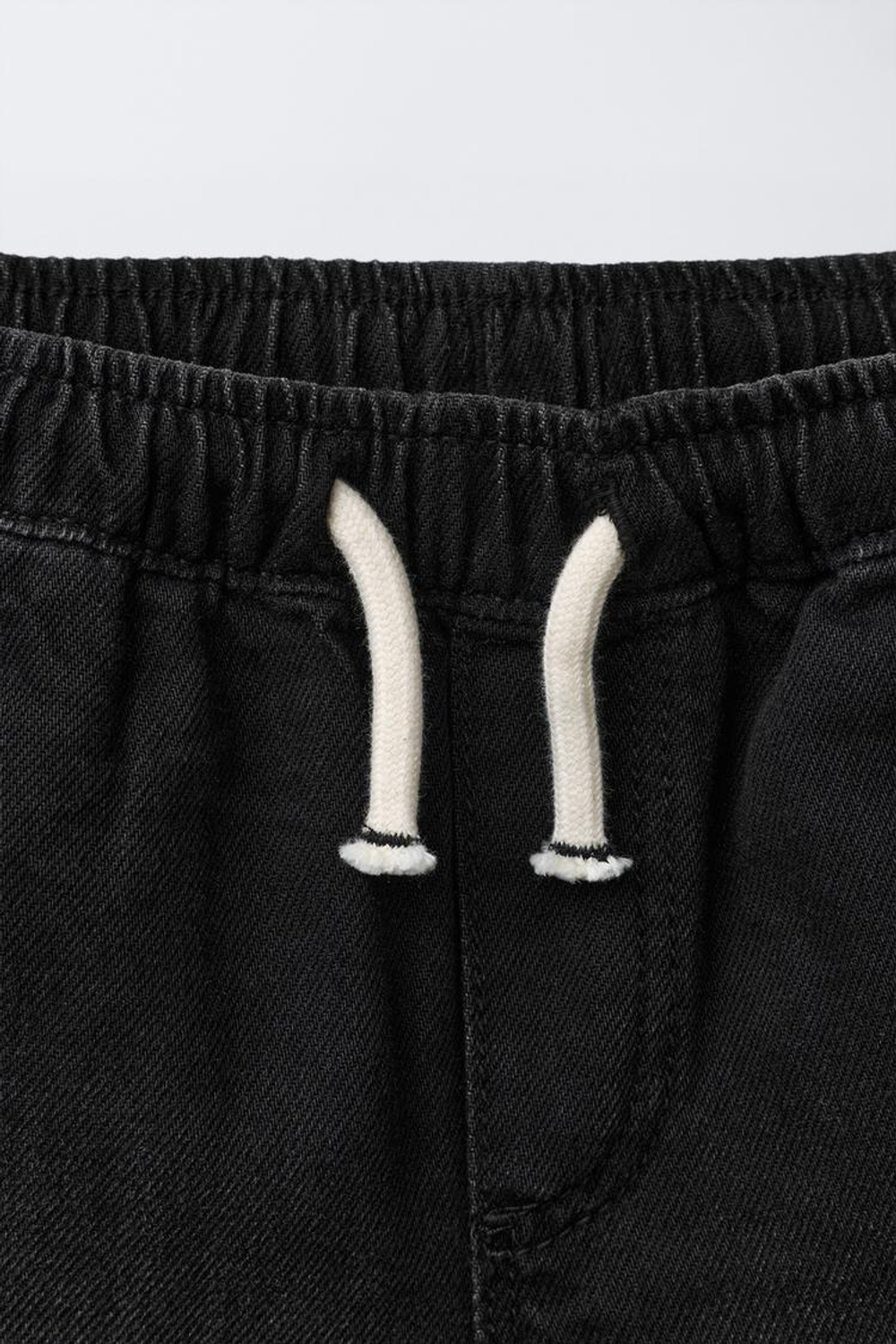 ZARA ДЖИНСОВЫЕ ШОРТЫ С ЭТИКЕТКОЙ, ЧЕРНЫЙ