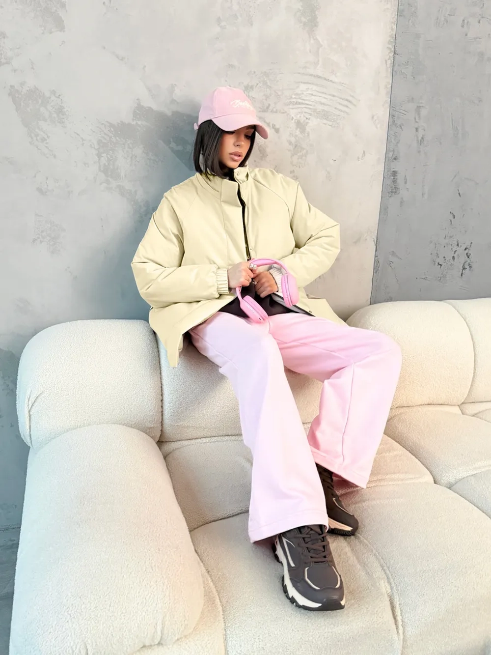 Куртка весенняя удлиненная с капюшоном