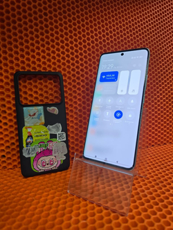 Смартфон Xiaomi Redmi Note 13Pro+