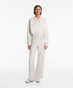 Oysho Толстовка укороченная с капюшоном и отделкой в ​​рубчик из хлопка и модала, бледно-серый меланж