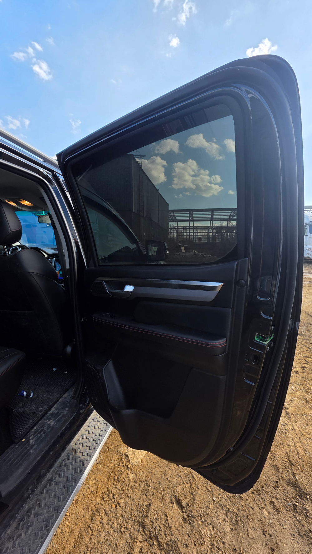 JAC T8 Pro 2.4 T MT 4WD Full Extra