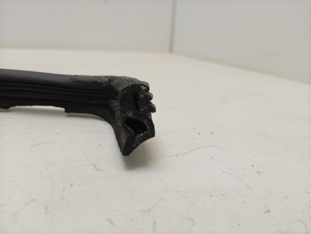 GV53311 ктп5 Уплотнительная резинка посудомоечной машины Gorenje 470942 б/у