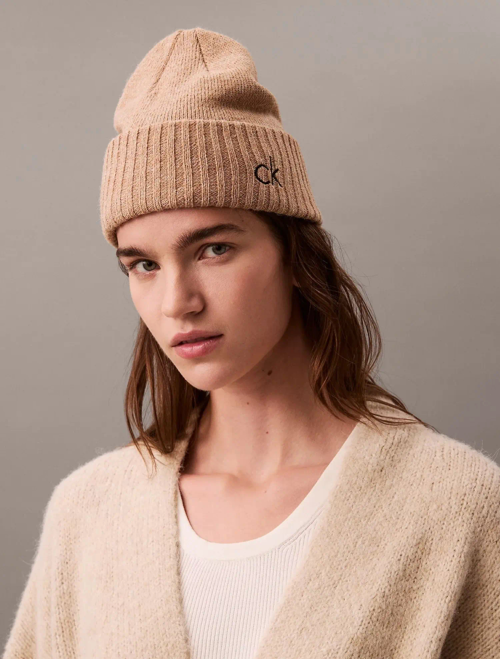 Шапка Calvin Klein Embroidered Monogram Logo Amphora Heather