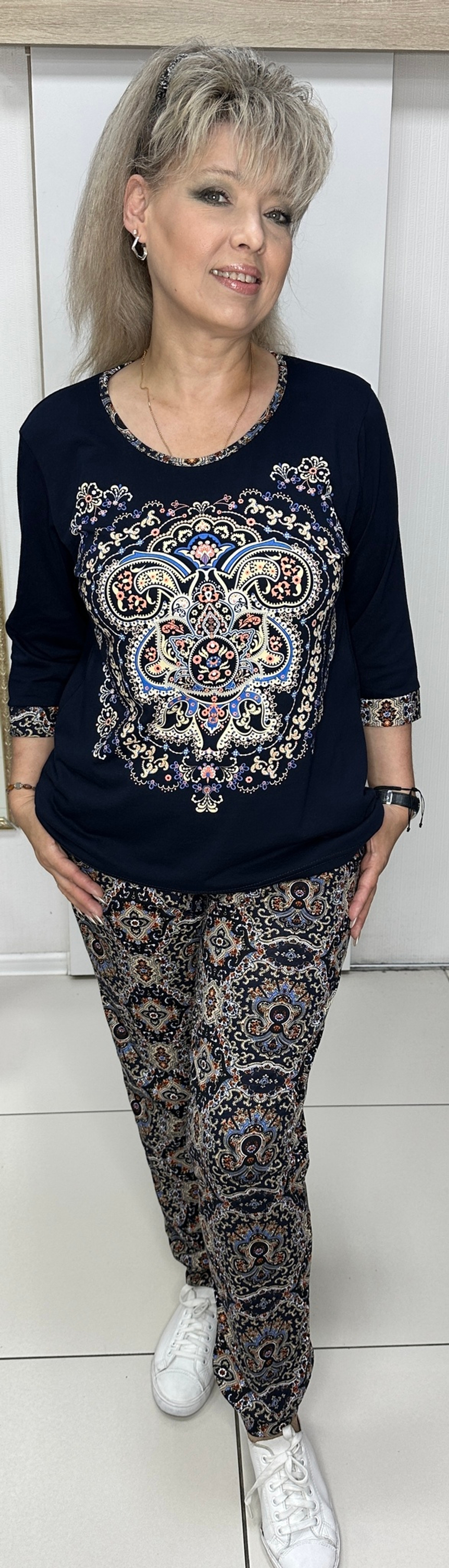 Комбинированный трикотажный костюм