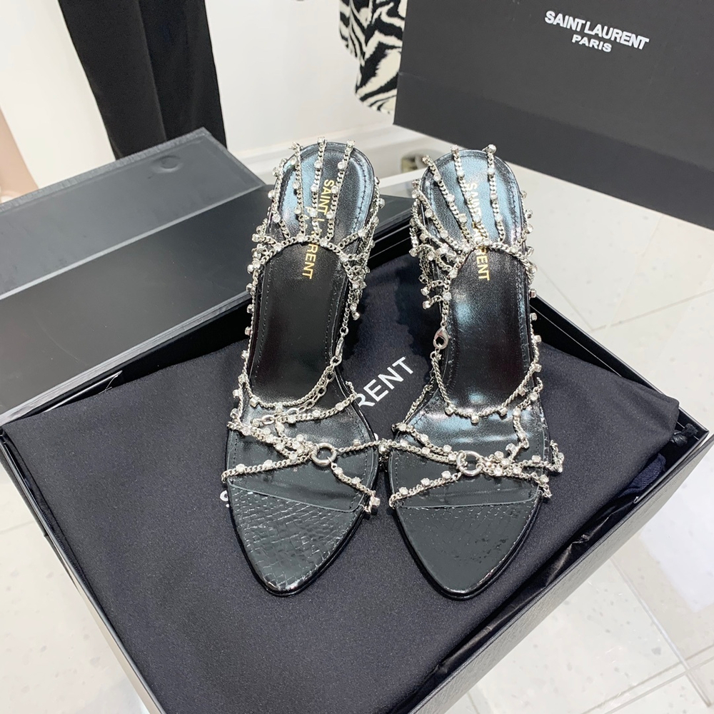 Saint Laurent Pumps