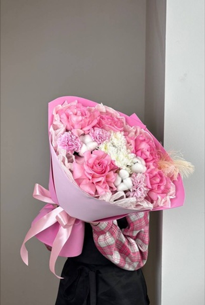 Розовый букет для твоей Барби