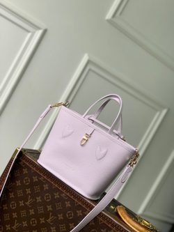 Louis Vuitton Neverfull Bandouliere Inside Out BB