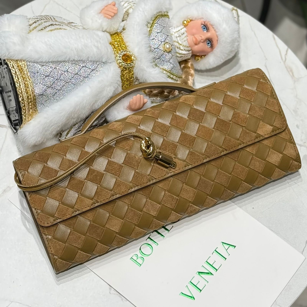 Клатч Bottega Veneta