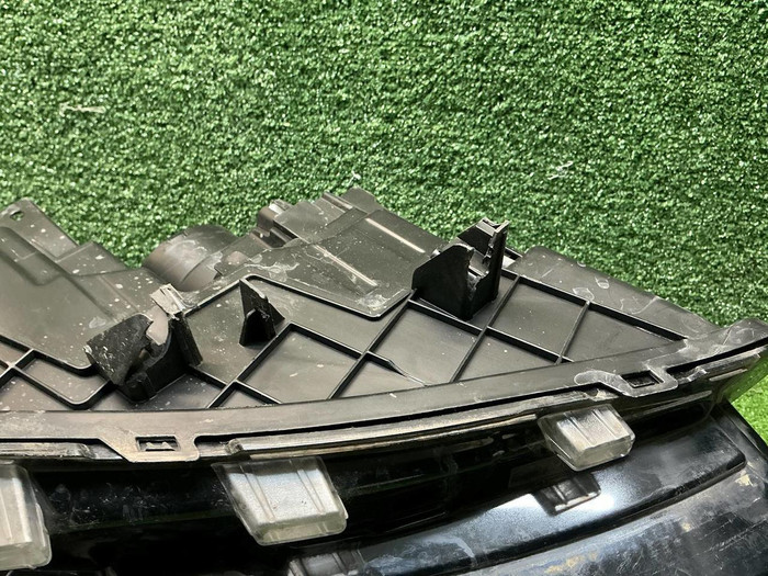 Битая Фара левая Geely Emgrand 2 (2021-н.в.) LED