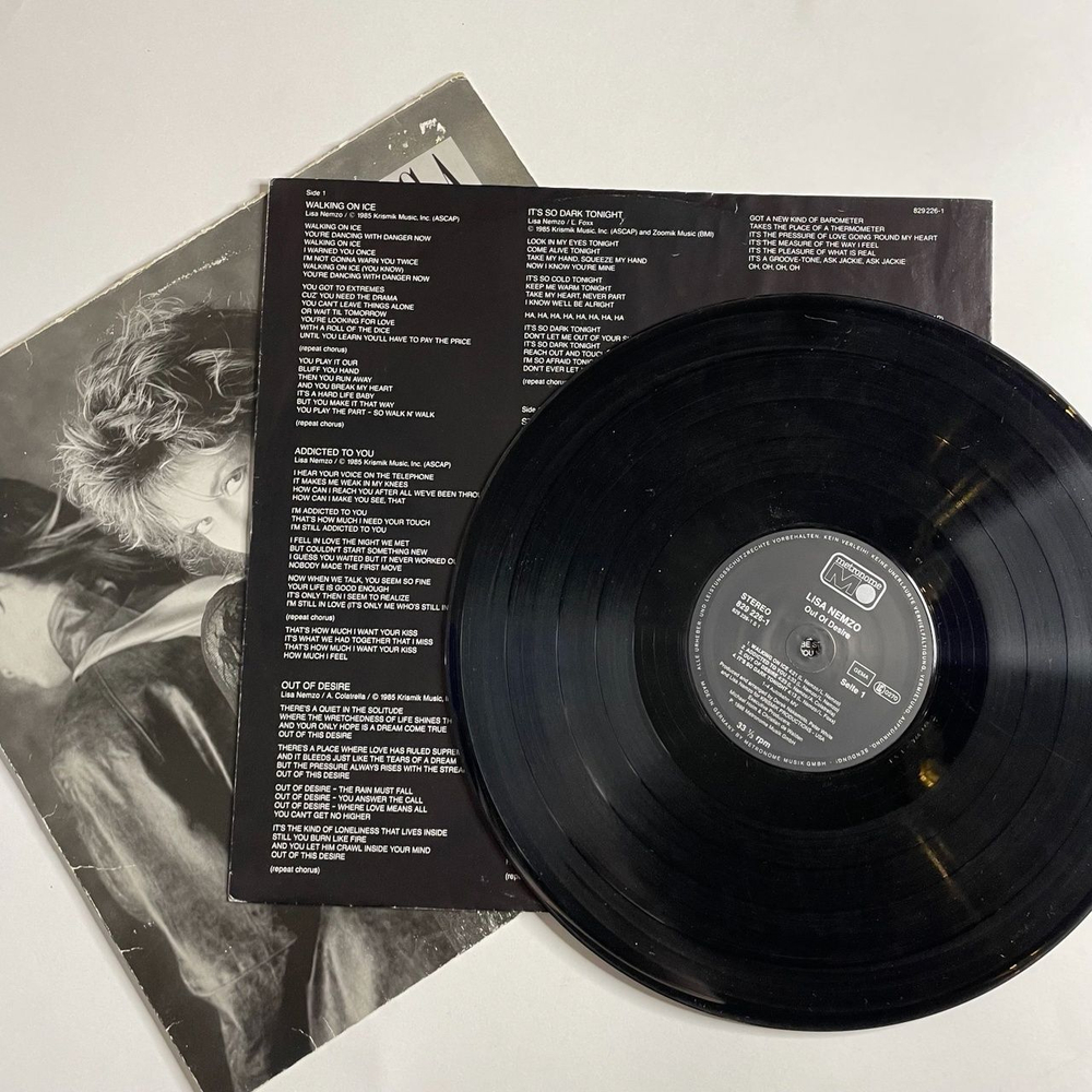 Винтажная виниловая пластинка LP Lisa Nemzo Out Of Desire (Germany 1986)