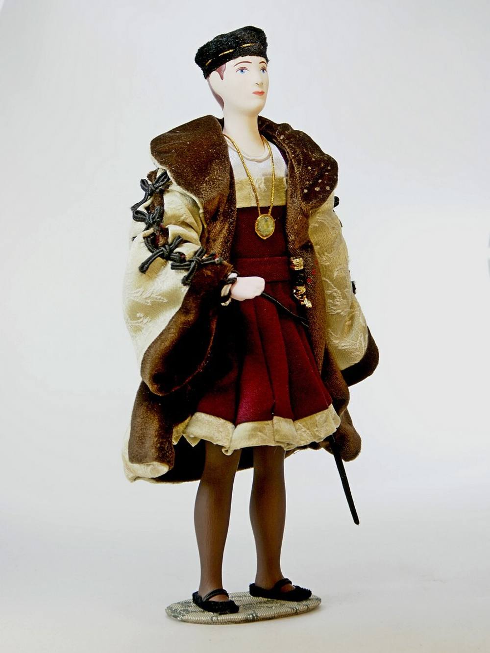 Кукла фарфоровая в мужском европейском придворном костюме. Немцы