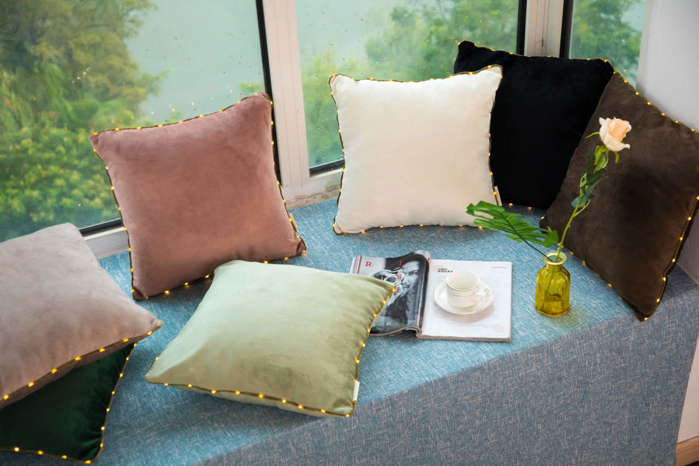 Наволочка 45х45 Sofi De MarkO Flash пепельно-розовая