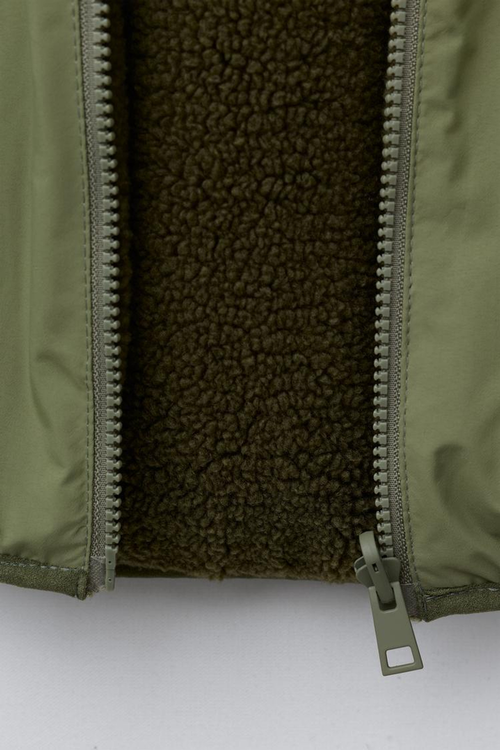 ZARA ДВУСТОРОННЯЯ ВОДОНЕПРОНИЦАЕМАЯ КУРТКА С ЛОГОТИПОМ, ХАКИ