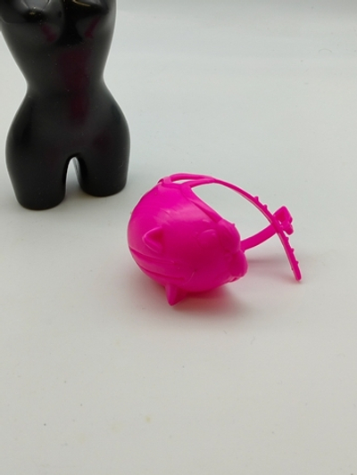 Аксессуар для куклы Барби винтаж - шлем 0713