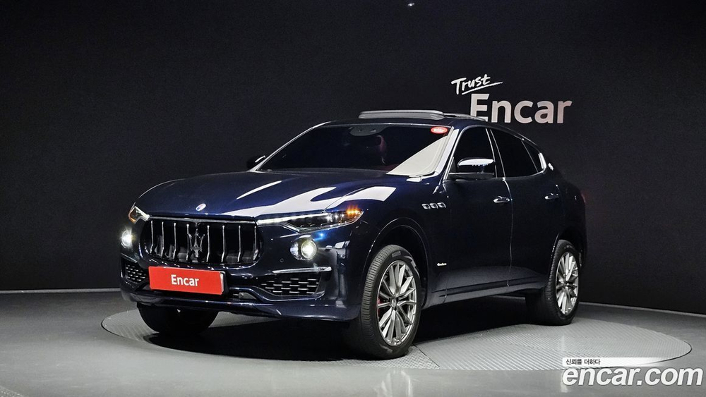 Maserati Levante 3.0 Дизель AWD GranLusso (05.2020)