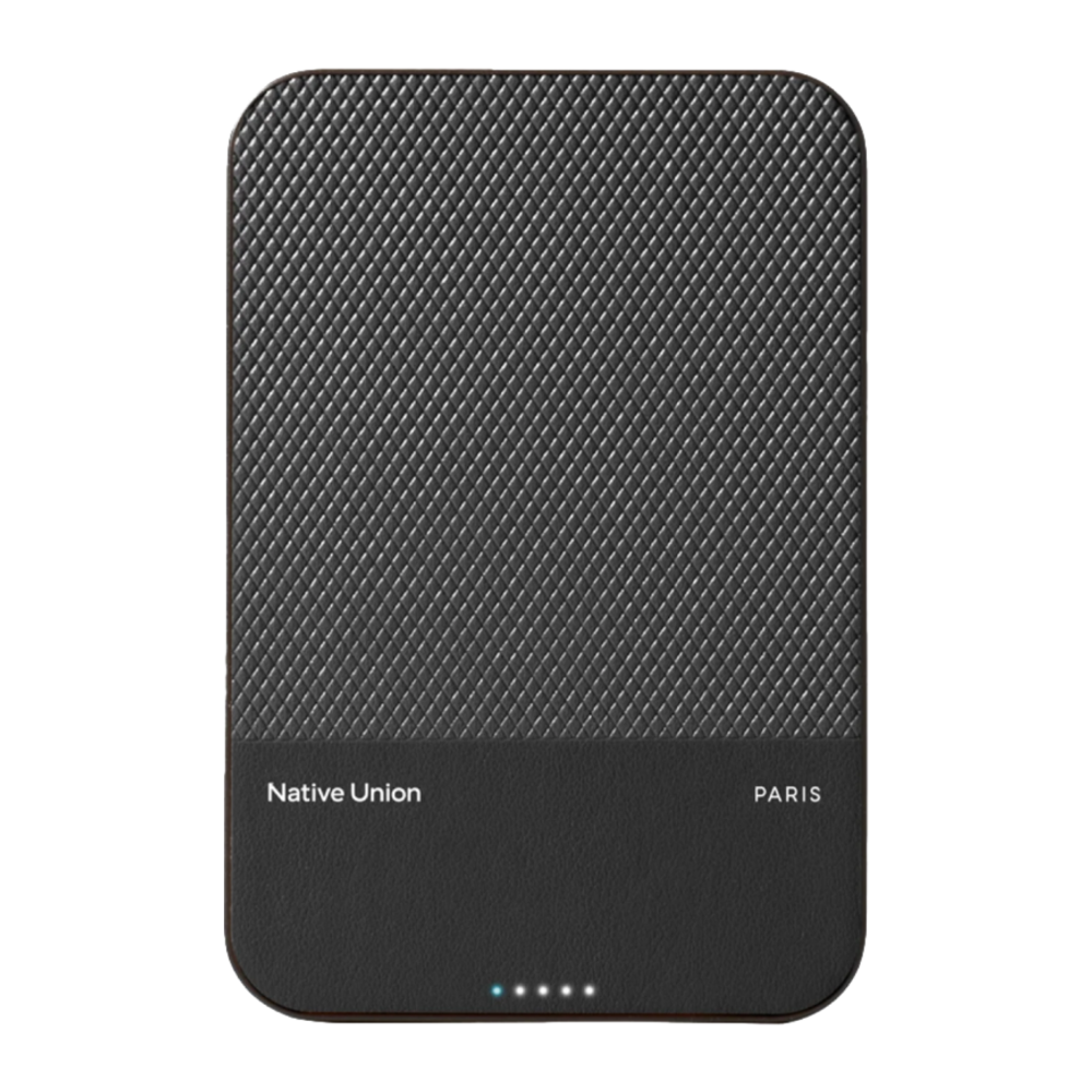 Внешний аккумулятор MagSafe Native Union (Re)Classic Power Bank (Qi2) (5000 мА·ч) Беспроводная зарядка: Qi 15 Вт. Проводная зарядка: USB-C. Сертификация Qi2. Есть LED-индикация и поддержка PD. Энергоёмкость — 19,25 Вт·ч. Максимальная выходная мощность — 2