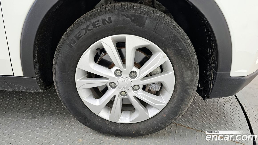 KG Mobility (Ssangyong) Very New Tivoli Дизель 1.6 2WD (01.2020)