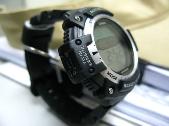 Наручные часы Casio SGW-300H-1AVDR