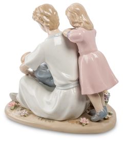 Pavone CMS-27/24 Статуэтка «Мама и дети»