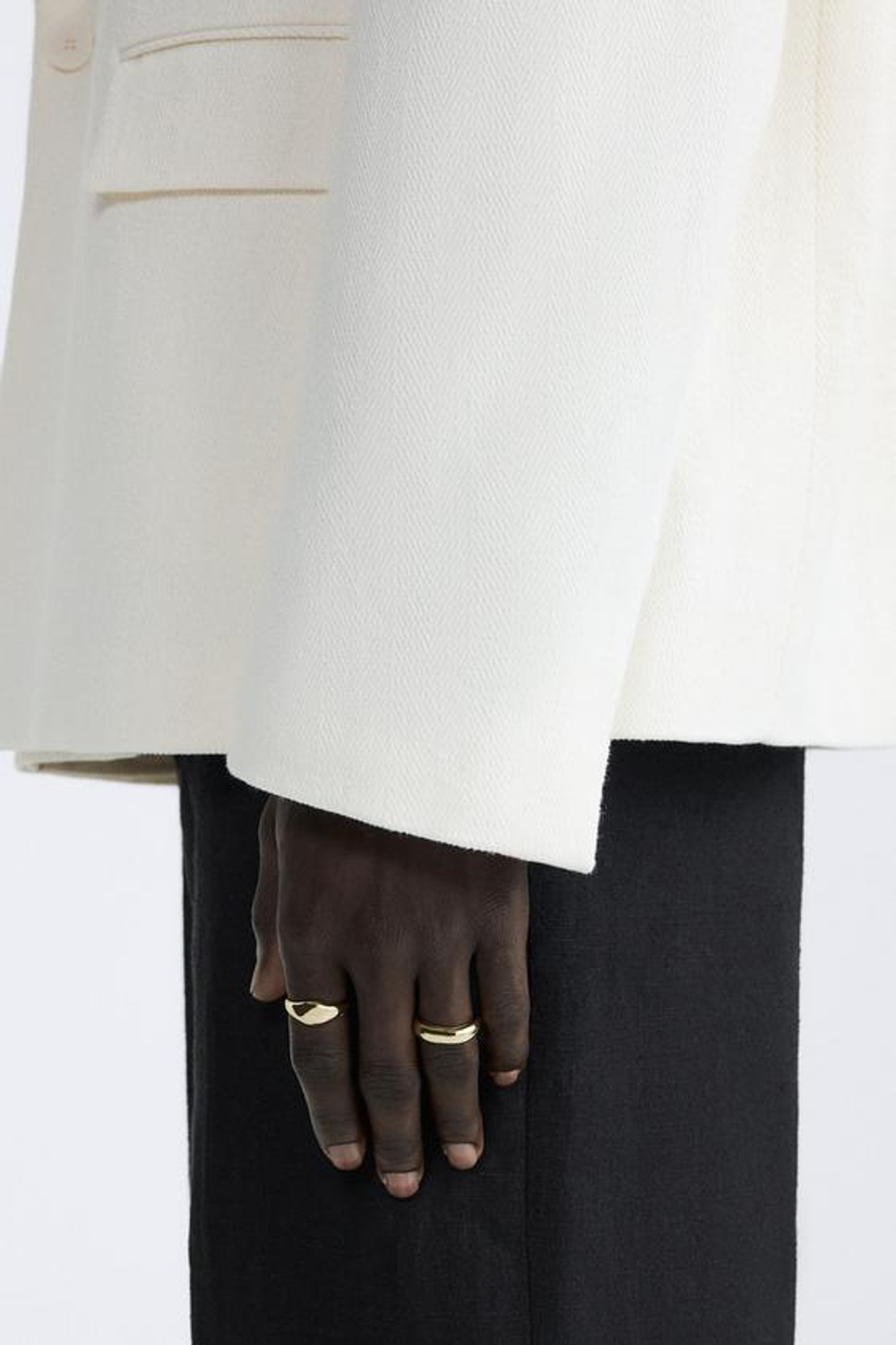 ZARA НАБОР ИЗ ДВУХ КОНТРАСТНЫХ КОЛЕЦ — LIMITED EDITION, ЗОЛОТИСТЫЙ