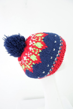 Шапка с помпоном на 10/12 лет