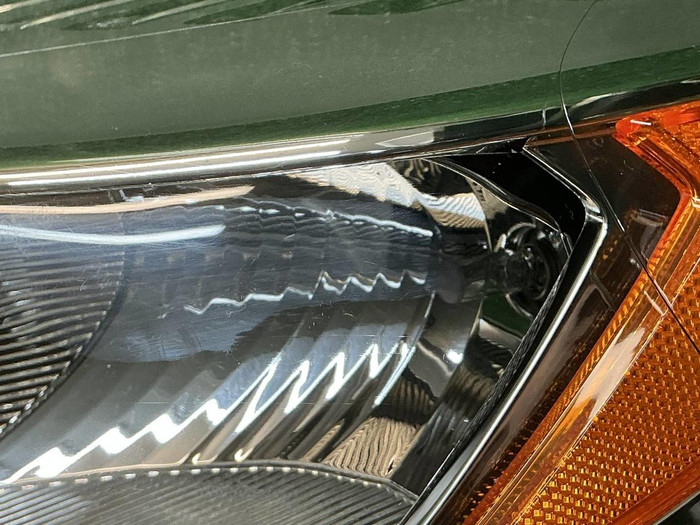 Фара левая Ford Kuga 2 (2016-2019) галоген