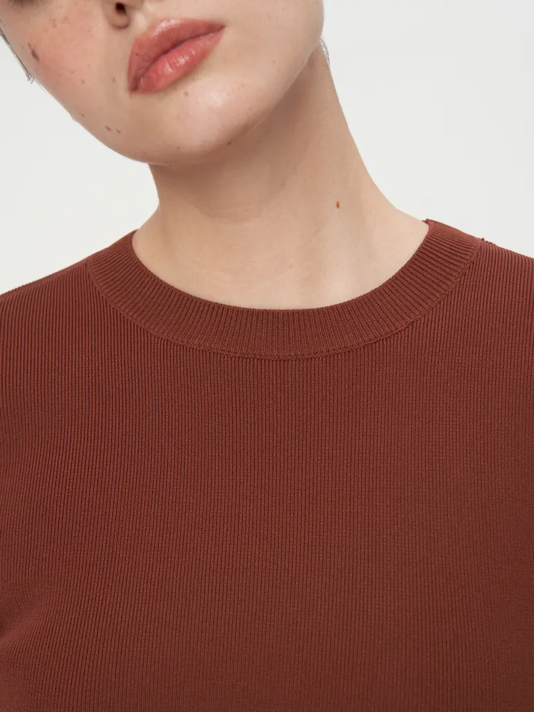 Терракотовый лонгслив из вискозы укороченный