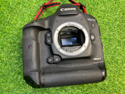 Canon EOS 1DX Mark II (334.000 кадров)