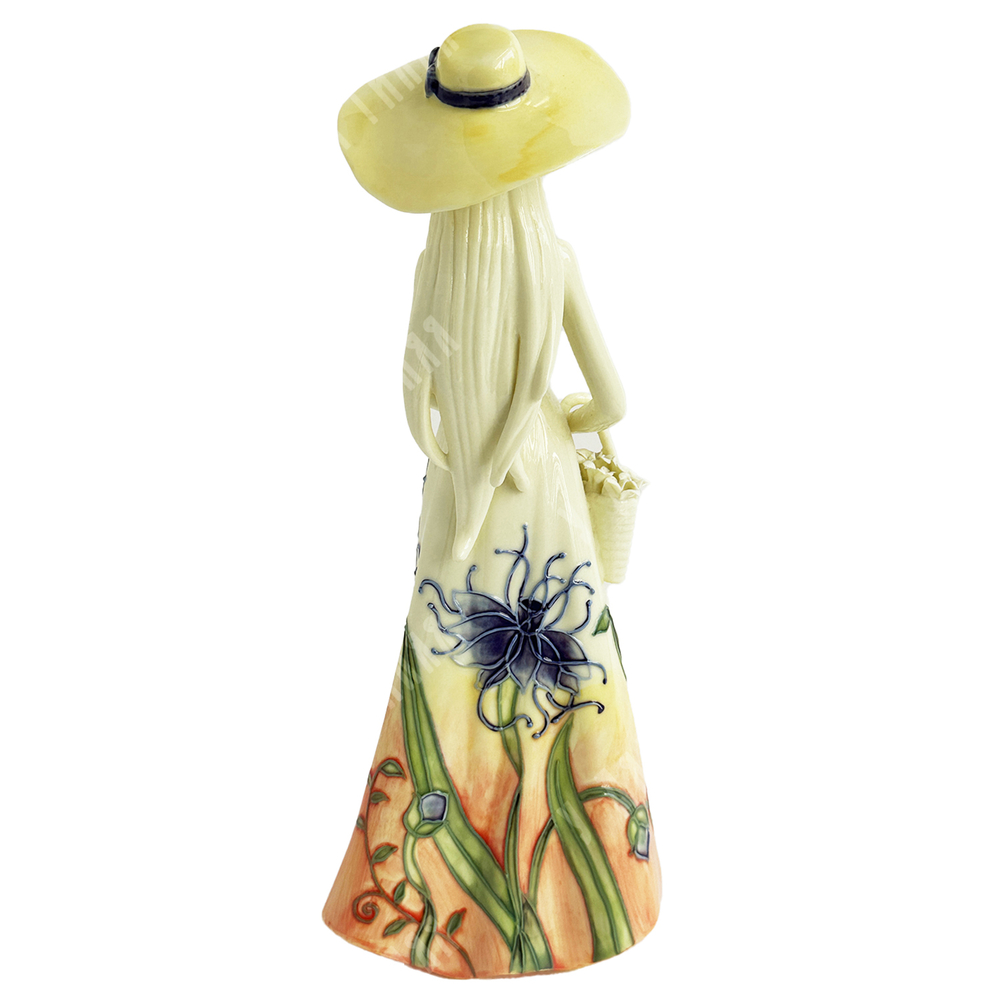 Фарфоровая статуэтка Дама с корзиной цветов в стиле ар-нуво. 1920-е г. Франция, Decor du Galion.