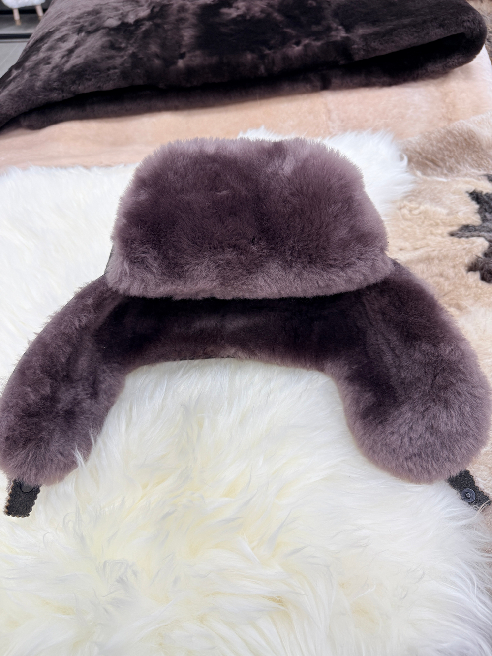 Шапка из натуральной овчины