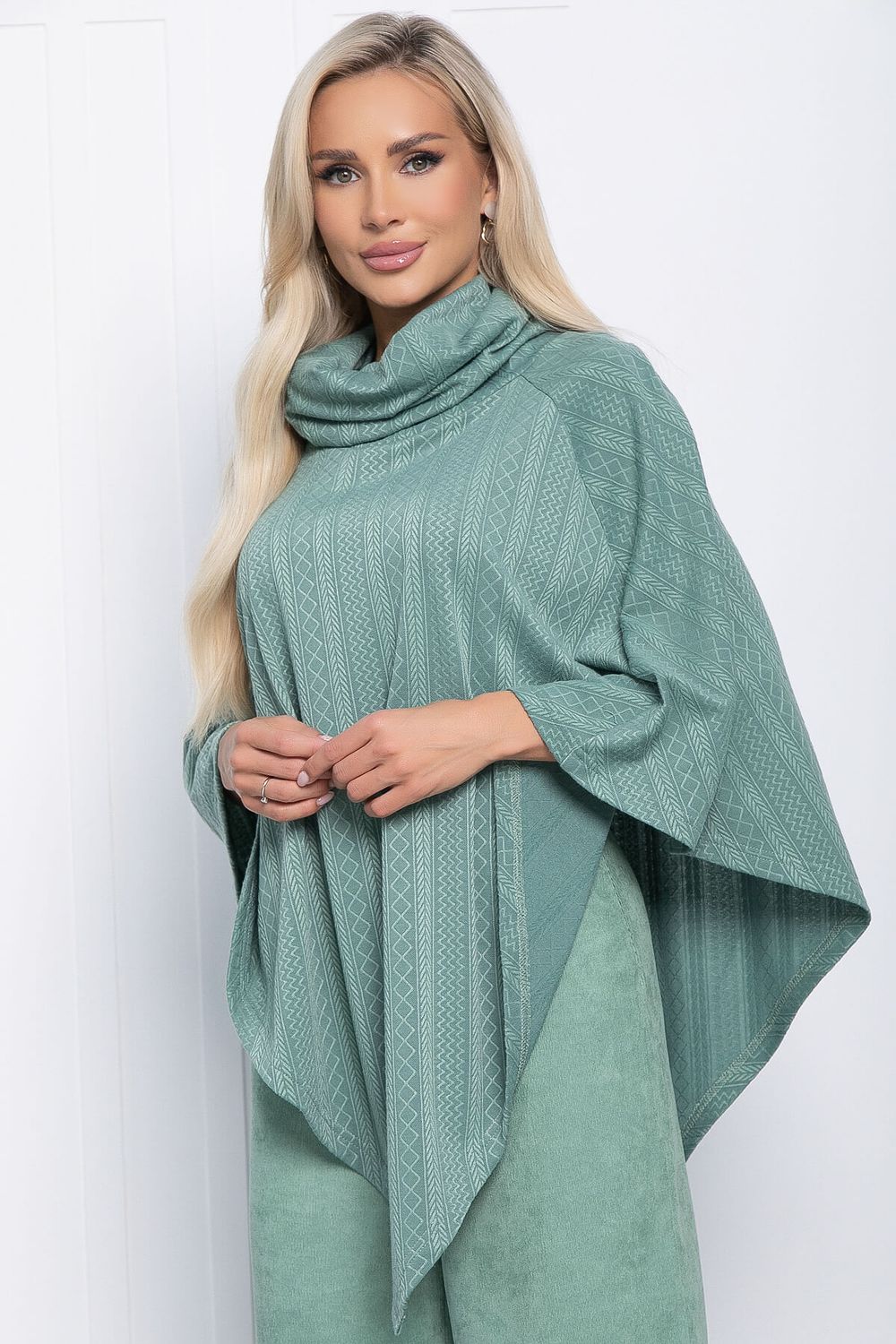 Пончо Арина (фисташковое) Б11007 LT Collection