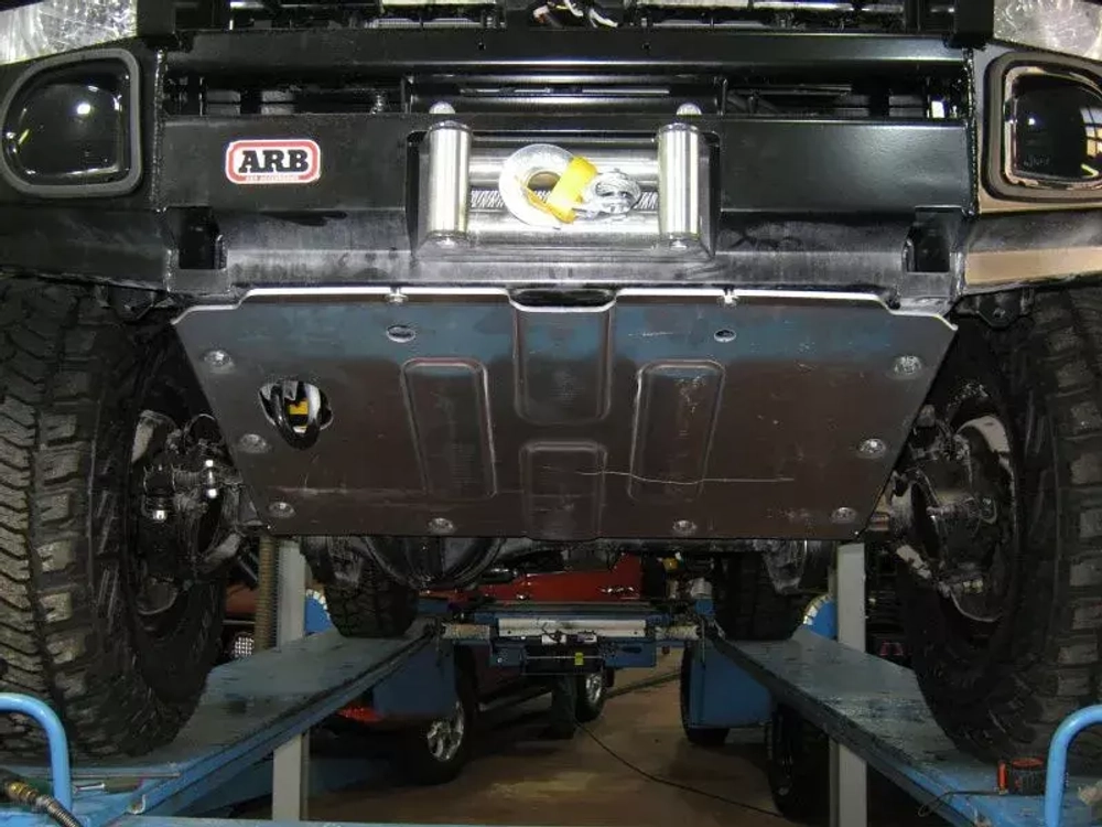 Защита реек Sheriff для Toyota Land Cruiser 76 2012- арт.24.4271