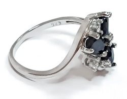 Ювелирное кольцо из серебра с драгоценными камнями,размер 17.5