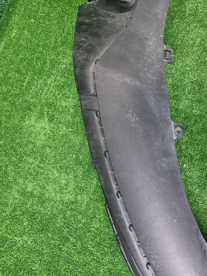 Юбка переднего бампера Mercedes GLC X253 19-22 AMG