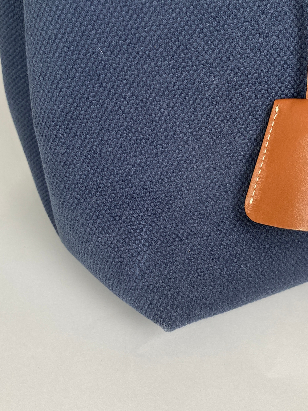 Сумка Celine Calfskin Horizontal Cabas Navy Tan