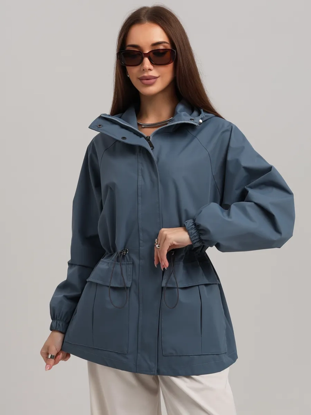 Ветровка удлиненная с капюшоном