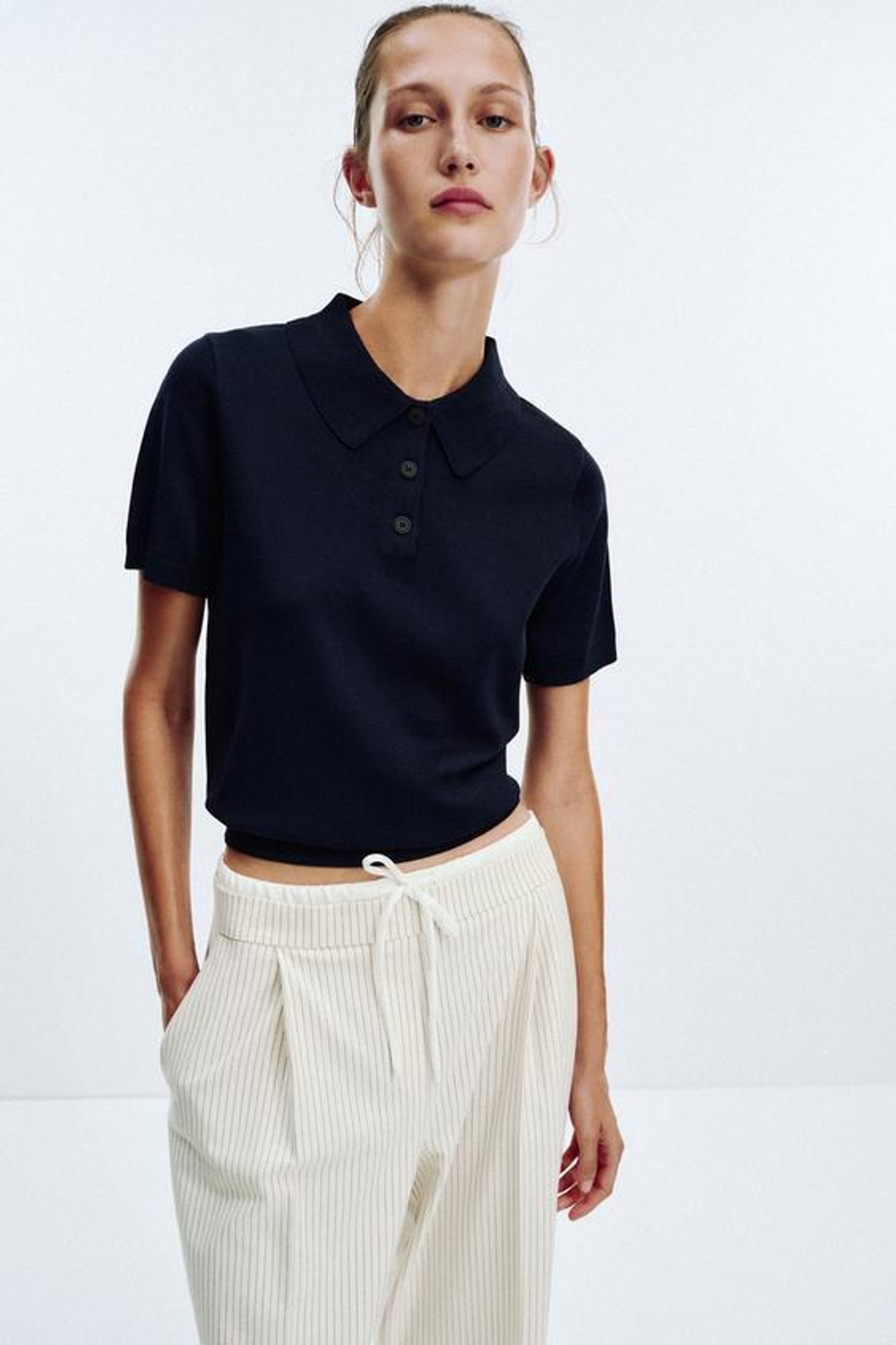 ZARA БРЮКИ-БОКСЕРЫ С КОНТРАСТНОЙ ДЕТАЛЬЮ, ЭКРЮ