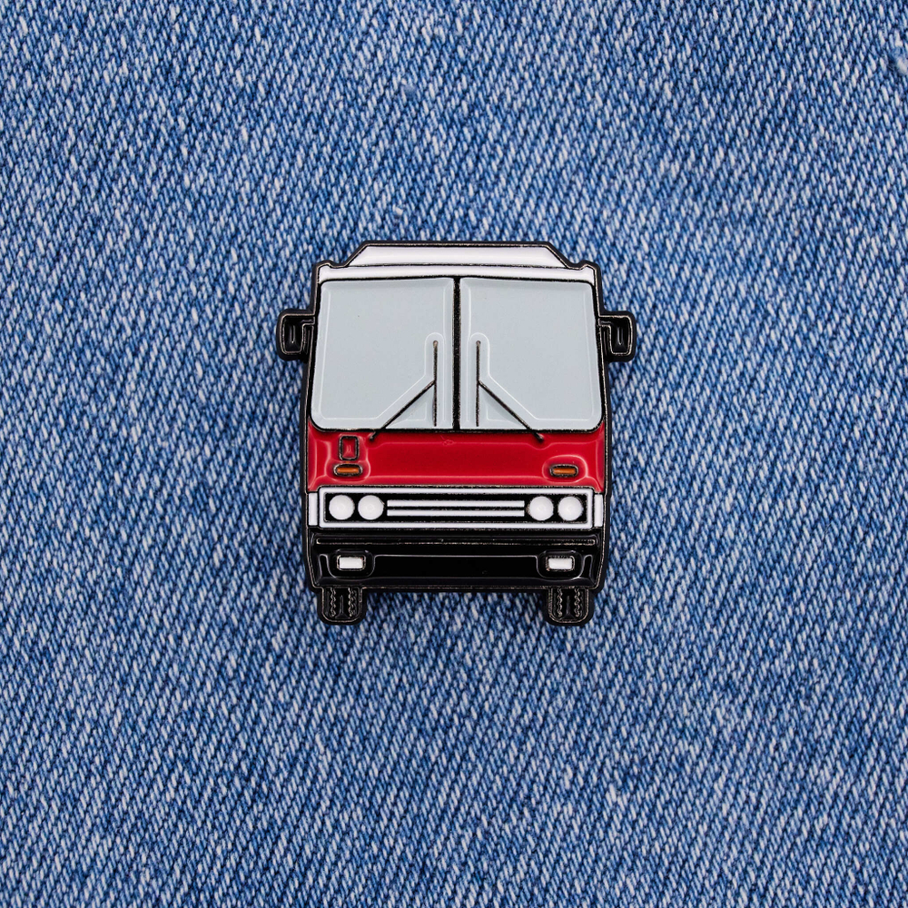Значок автобус Ikarus 256 – купить за 350 ₽ | Транспортные значки и брелоки