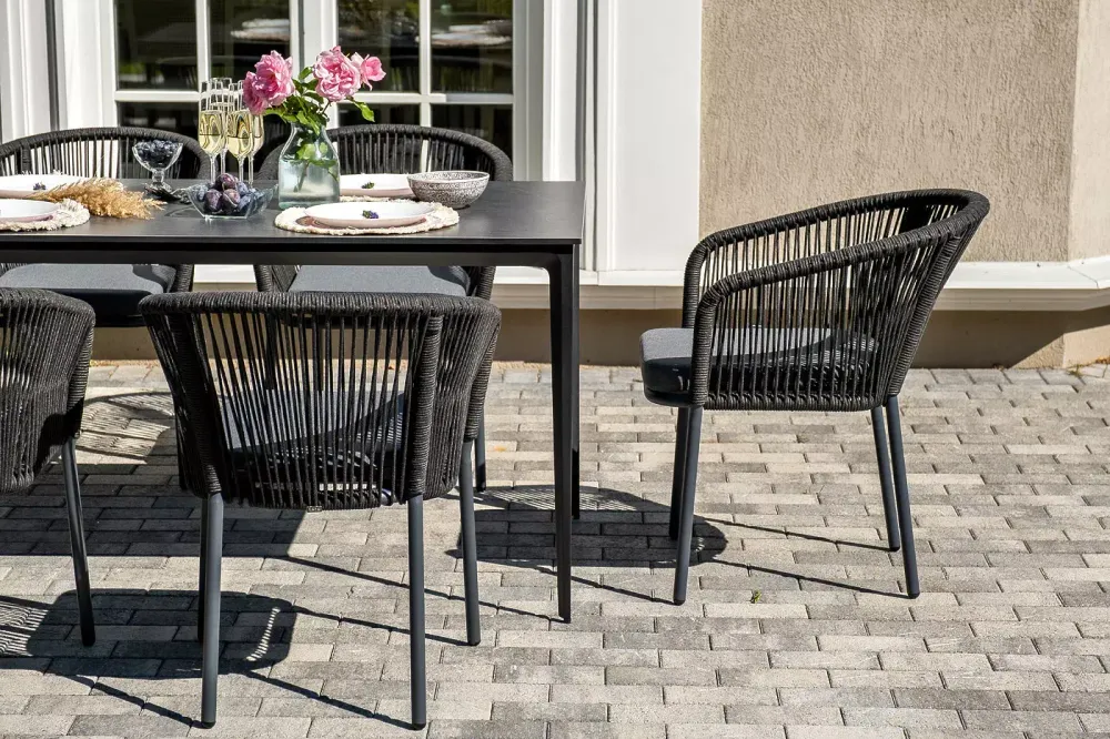 "Малага" обеденная группа на 6 персон со стульями "Марсель", каркас темно-серый, роуп темно-серый