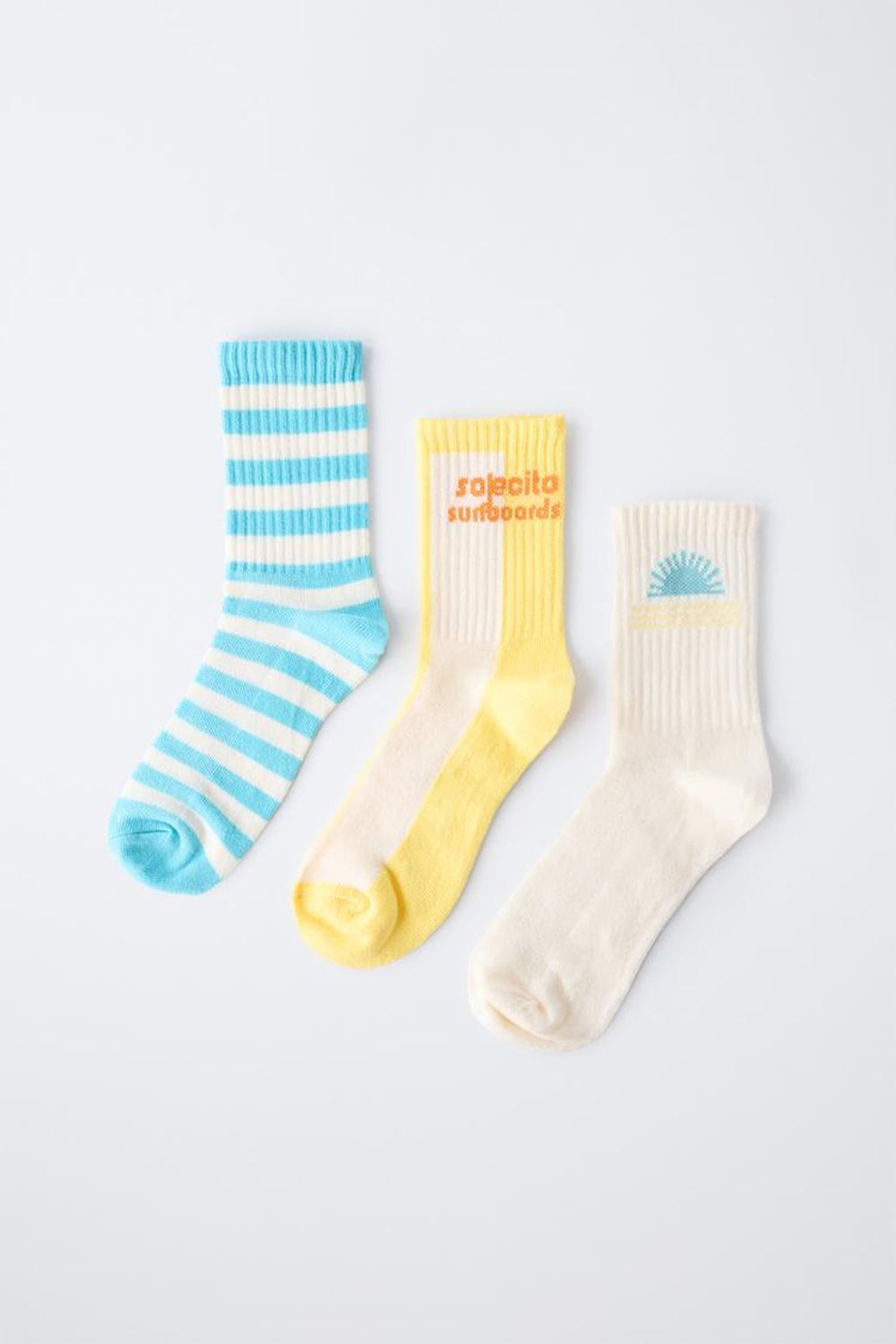 ZARA НАБОР ИЗ 3 ПАР ВЫСОКИХ НОСКОВ С ПРИНТОМ «СОЛНЦЕ», БИРЮЗОВЫЙ