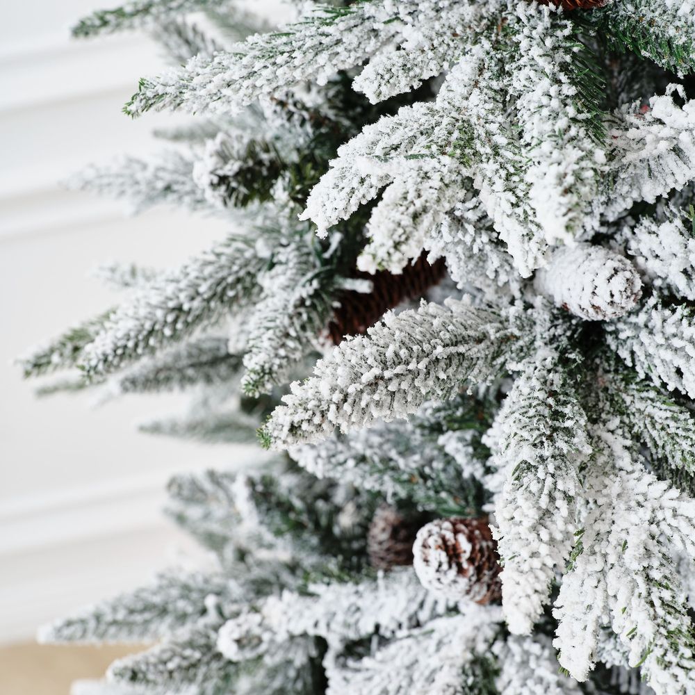 Заснеженная елка с шишками «ile Grande» (Литая+пвх) 240 см / 2,4 м