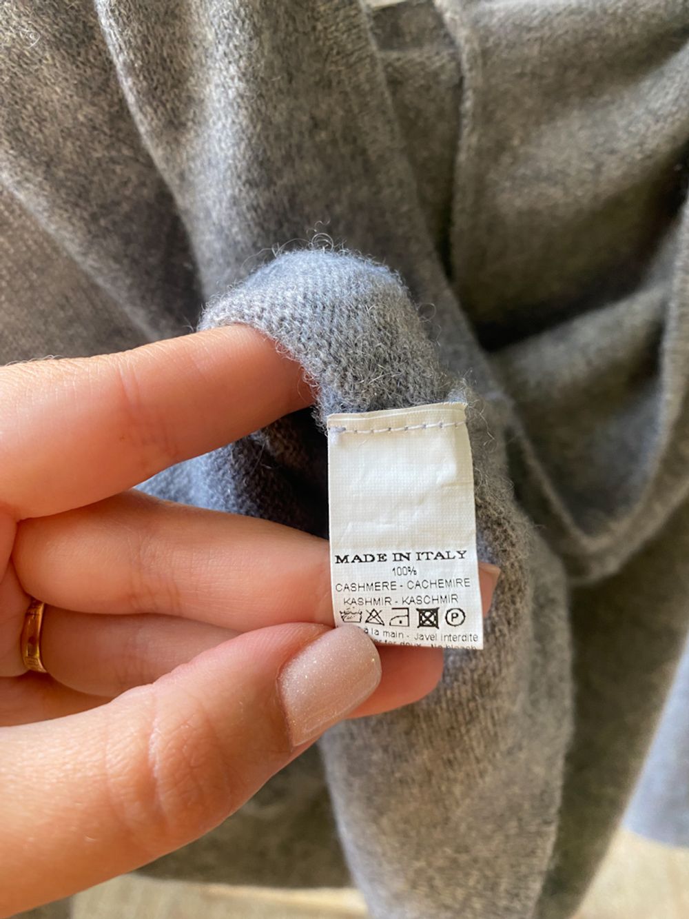 Кашемировая толстовка Love in Kyo, 116