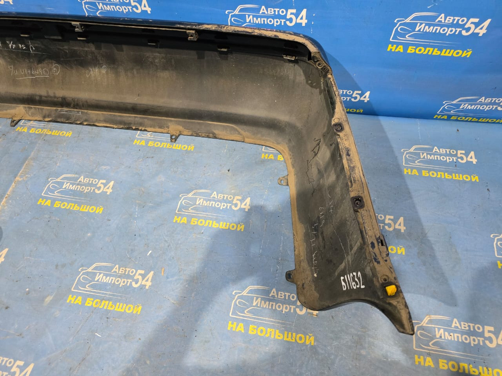 Бампер задний TOYOTA PROGRES 2001-2007